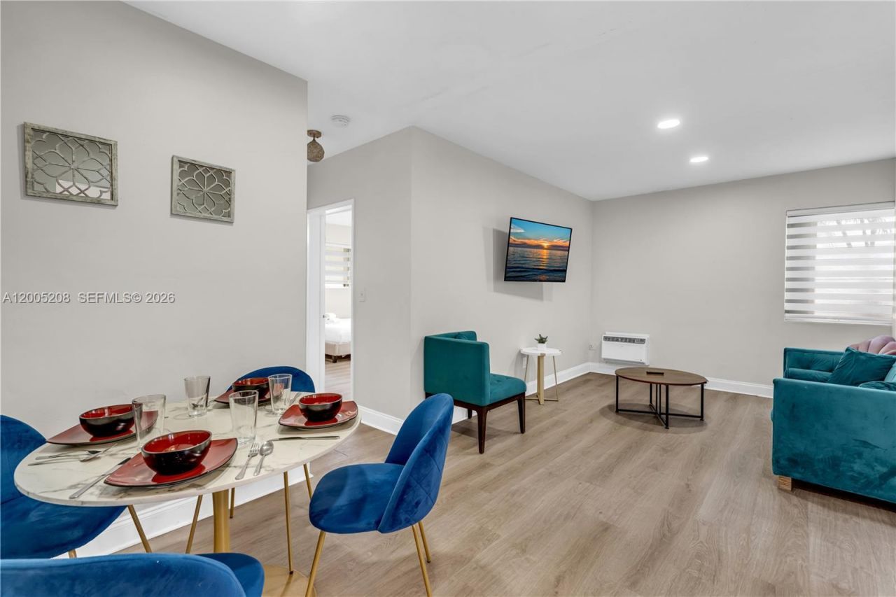 10006 E Bay Harbor Dr, Unit 11, Bay Harbor Islands, FL 33154 Photo