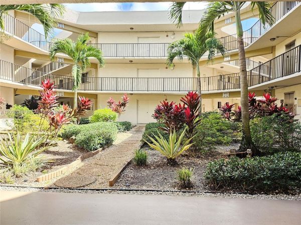 8005 SW 107th Ave , Unit 305, Miami, FL 33173