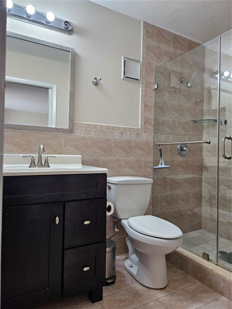 8005 SW 107th Ave , Unit 305, Miami, FL 33173 Photo
