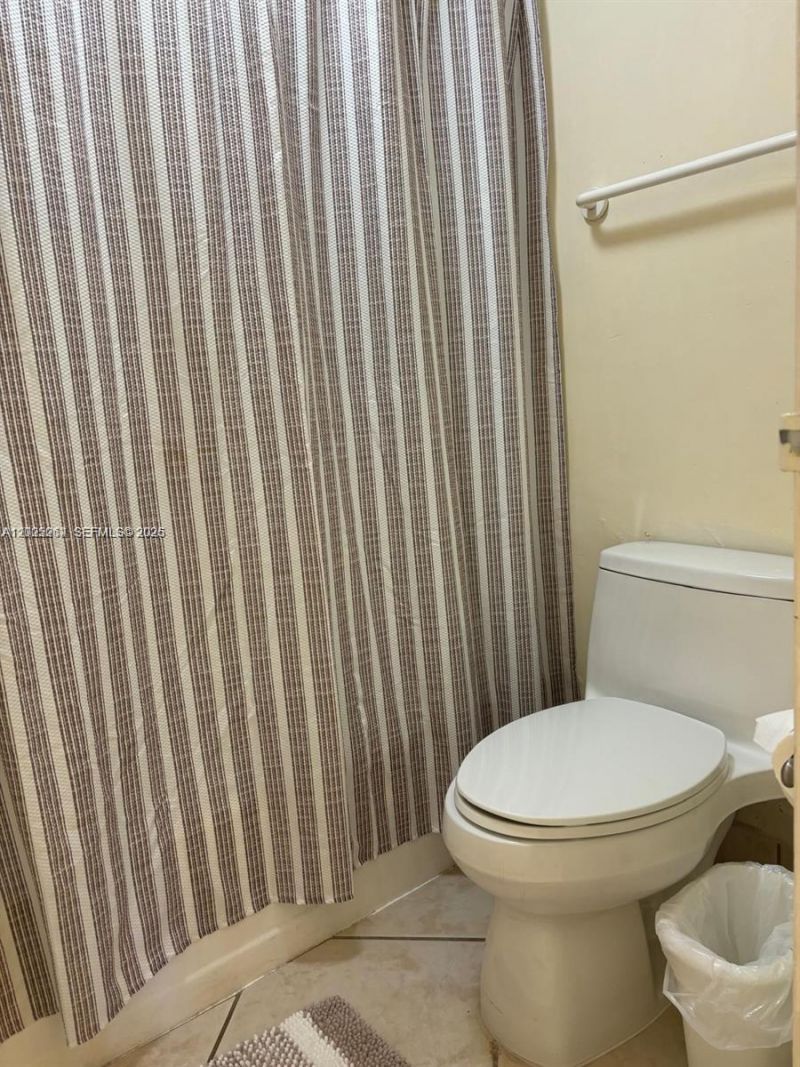 100 Lincoln Rd , Unit 731, Miami Beach, FL 33139 Photo