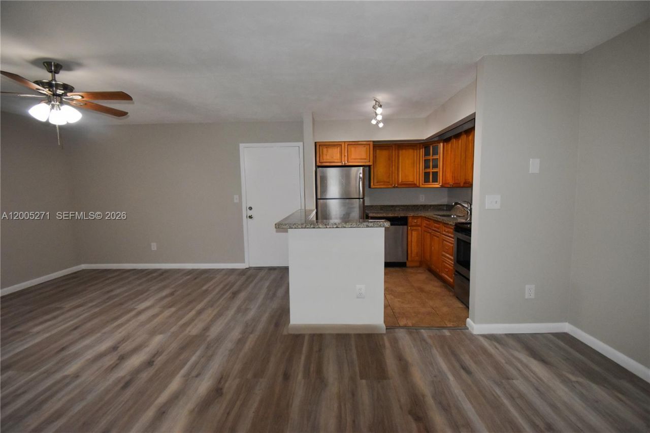 9955 N Belfort Cir, Unit 112, Tamarac, FL 33321 Photo