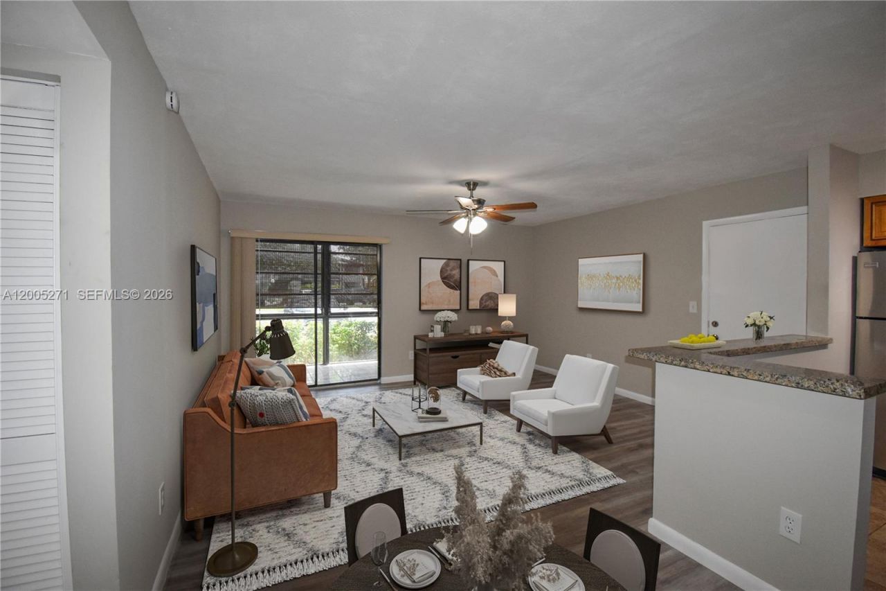 9955 N Belfort Cir, Unit 112, Tamarac, FL 33321 Photo