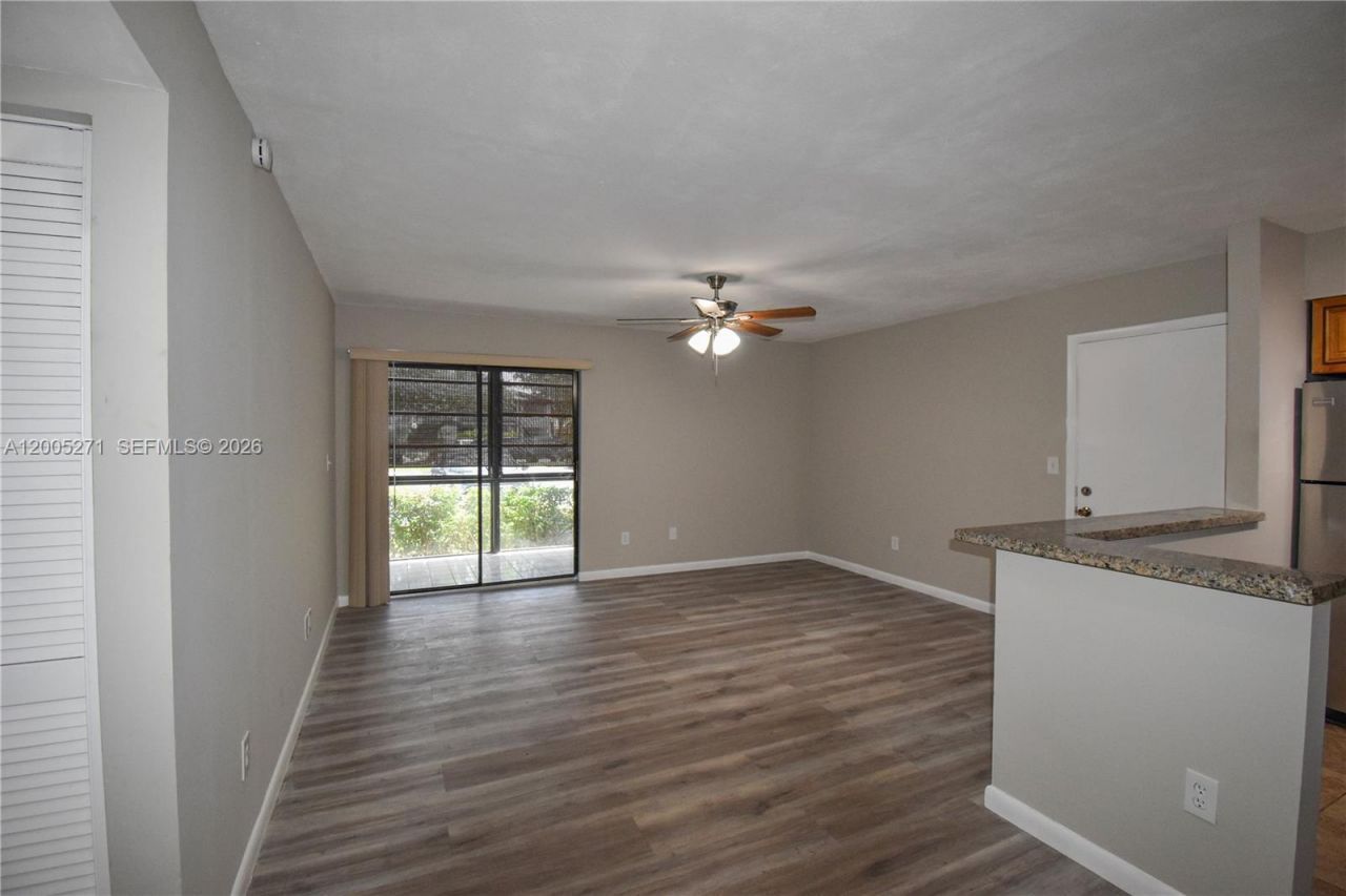 9955 N Belfort Cir, Unit 112, Tamarac, FL 33321 Photo
