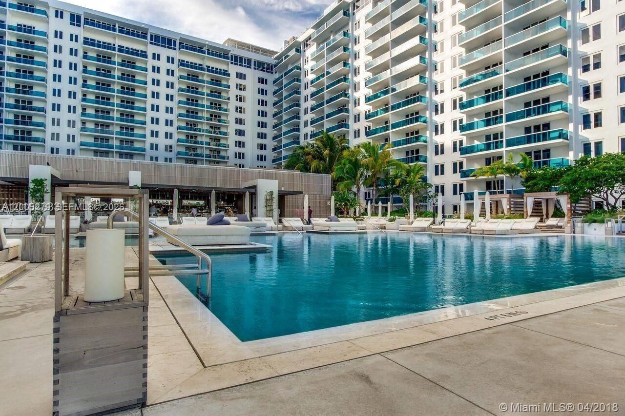2301 Collins, Unit 1011, Miami Beach, FL 33139 Photo