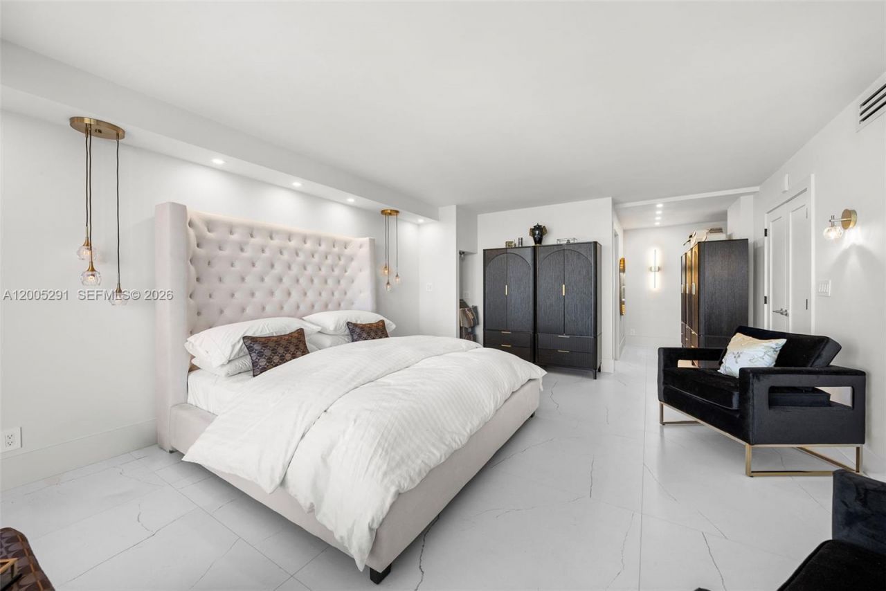 4300 N Ocean Blvd, Unit 15D, Fort Lauderdale, FL 33308 Photo