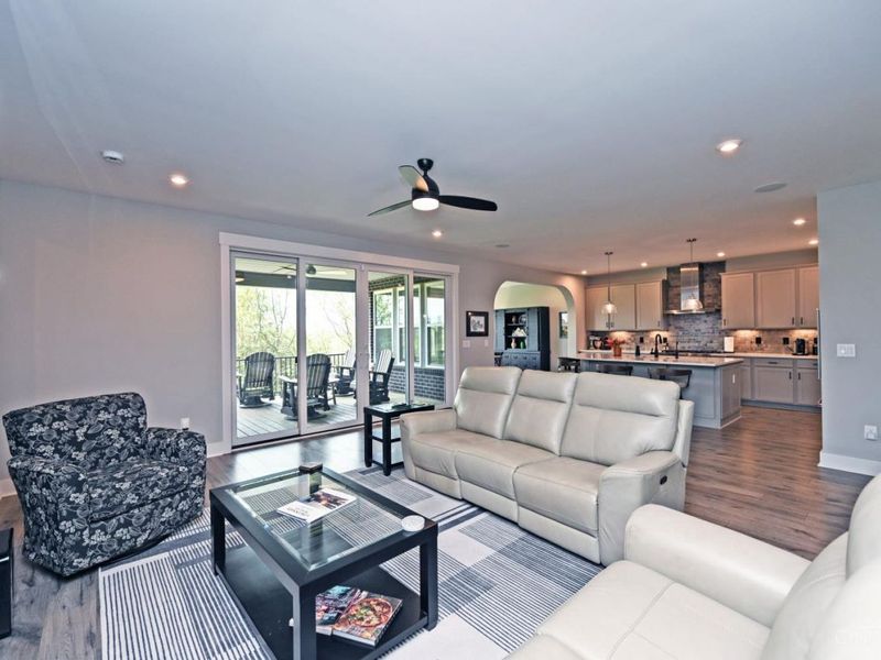 5235 Greenview Lane, Turtle Creek Twp, OH 45036 Photo 12