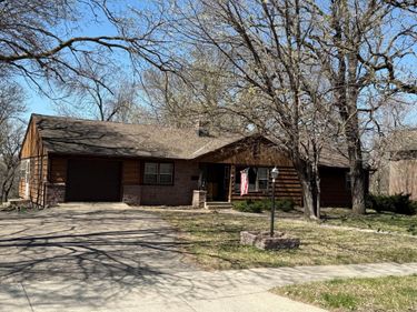 320 S Minnesota Street, Redwood Falls, MN 56283