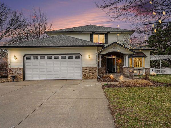 9885 Upper 173rd Court W, Lakeville, MN 55044