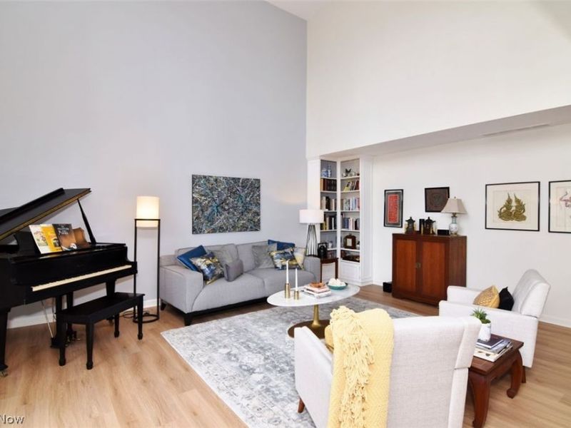 570-21 Russet Woods Lane, Aurora, OH 44202 Photo 11