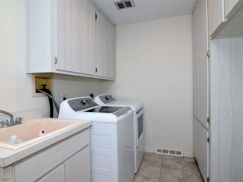 570-21 Russet Woods Lane, Aurora, OH 44202 Photo 22