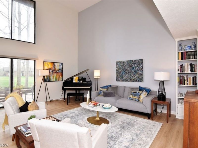 570-21 Russet Woods Lane, Aurora, OH 44202 Photo 9