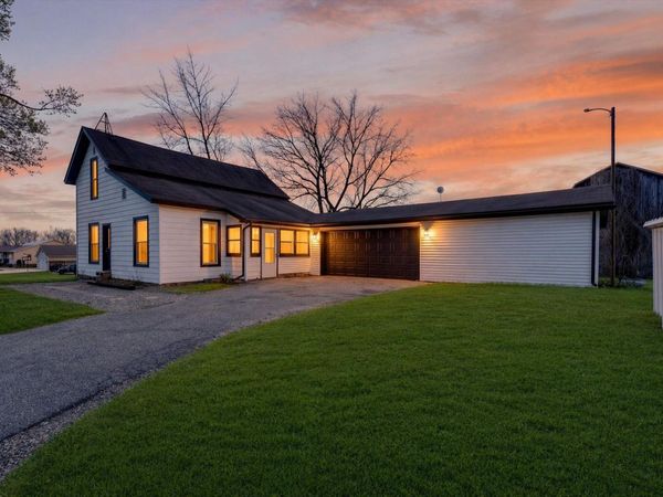 5691 N Greenville Road, Lakeview, MI 48850