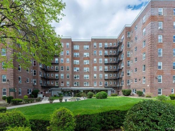 84-50 169th Street , Unit 611, Jamaica, NY 11432