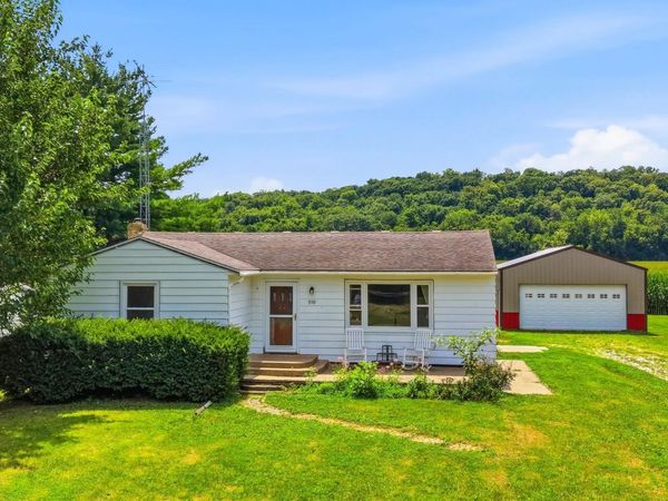 510 Meadow Street, Niota, IL 62358