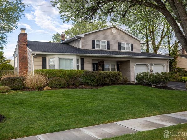 4 Wilmot Road, Sayreville, NJ 08872