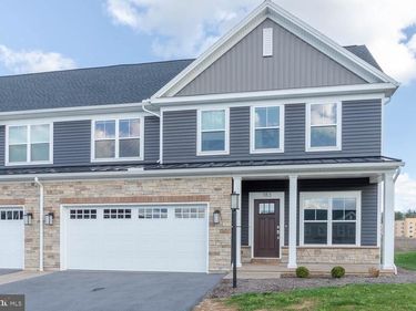 183 AEROPOINTE LANE, STATE COLLEGE, PA 16803