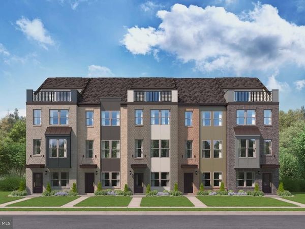 3746 DISTRICT DRIVE, WOODBRIDGE, VA 22193