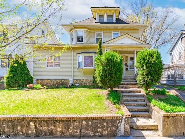 90 Renner Ave, Newark, NJ 07112