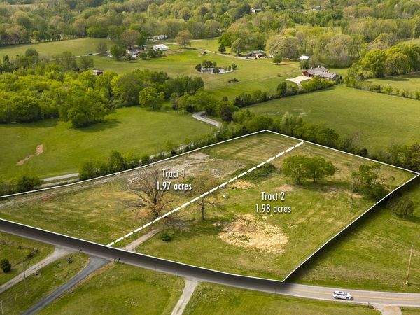 4444 Highway 76 , Cottontown, TN 37048