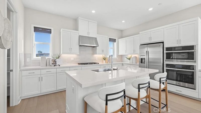 15 Merit, Irvine, CA 92618 Main Photo