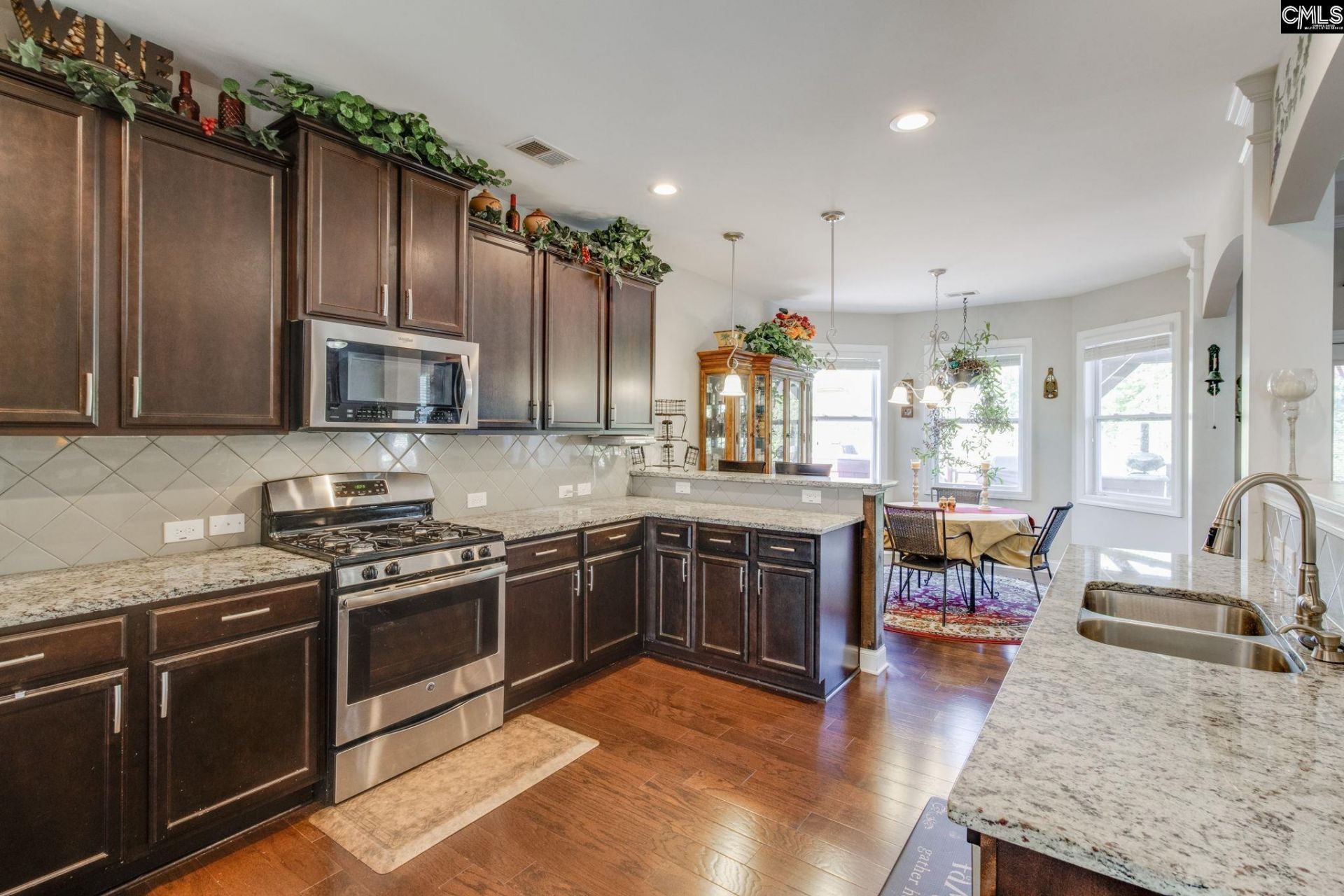 1081 Valley Estates Drive  Photo 11