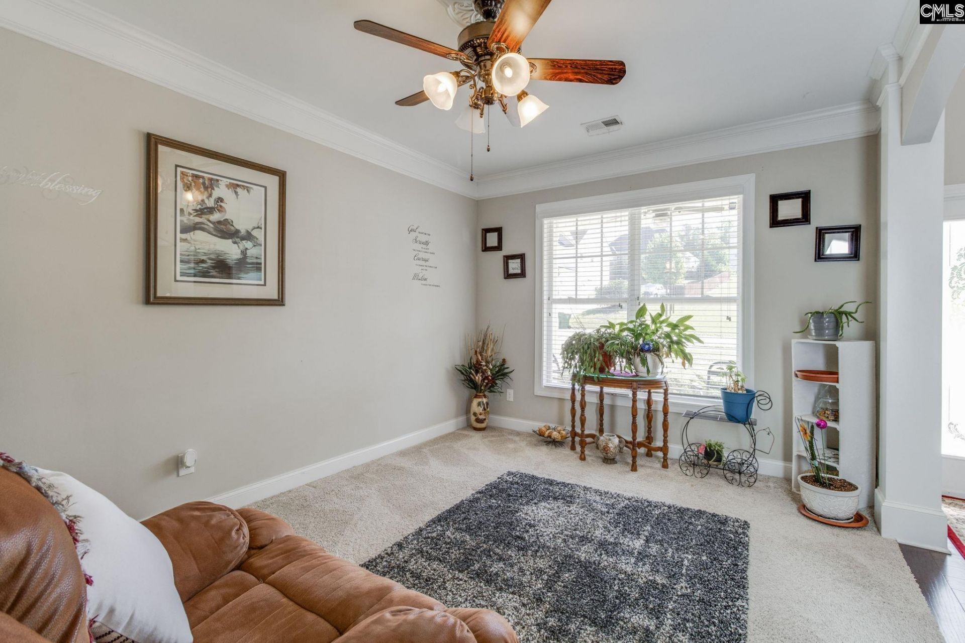 1081 Valley Estates Drive  Photo 4