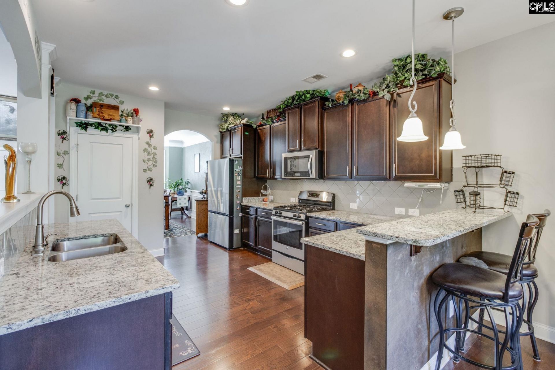 1081 Valley Estates Drive  Photo 8