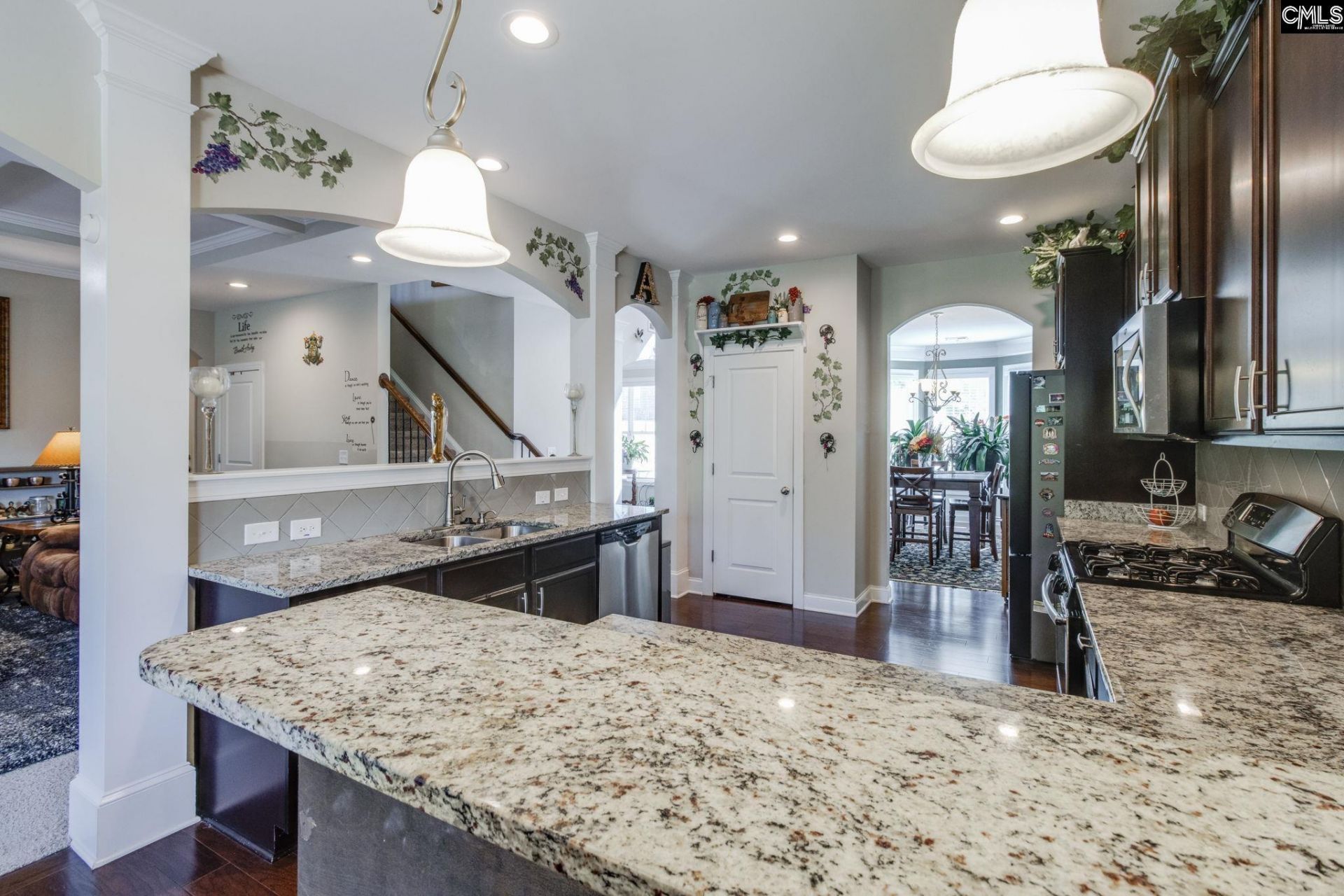 1081 Valley Estates Drive  Photo 9