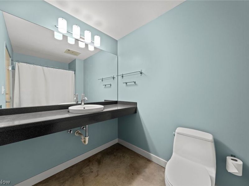 1951 W 26th Street, Unit 215, Cleveland, OH 44113 Photo 21