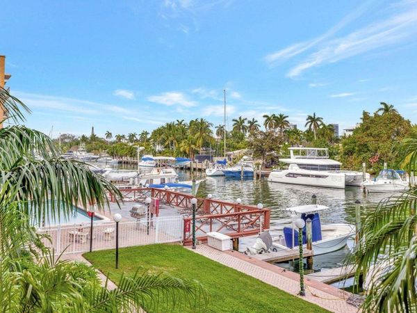 1777 SE 15th Street, Unit 215, Fort Lauderdale, FL 33316