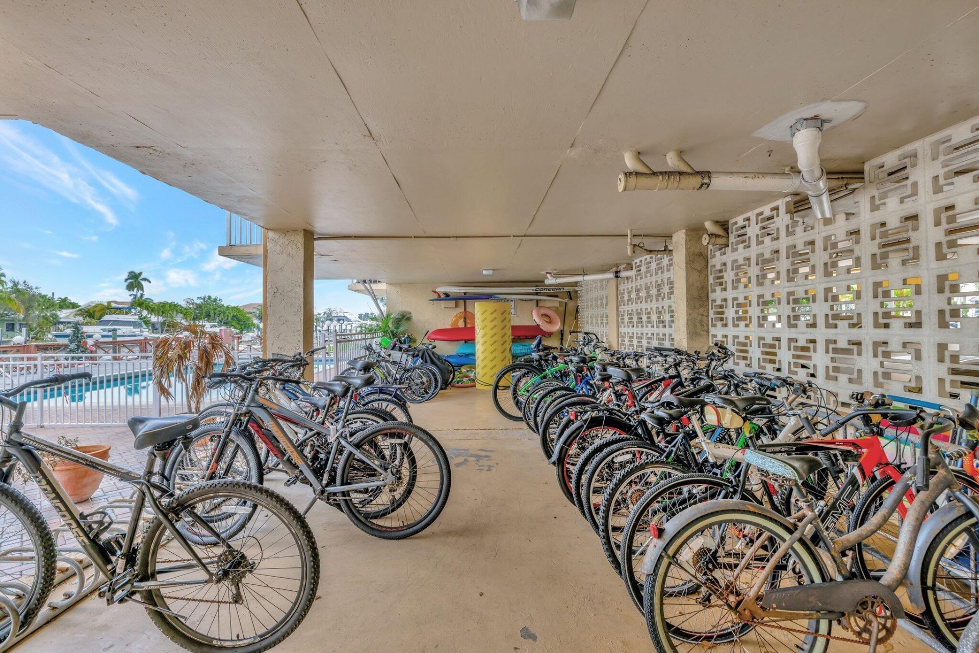 1777 SE 15th Street, Unit 215, Fort Lauderdale, FL 33316 Photo