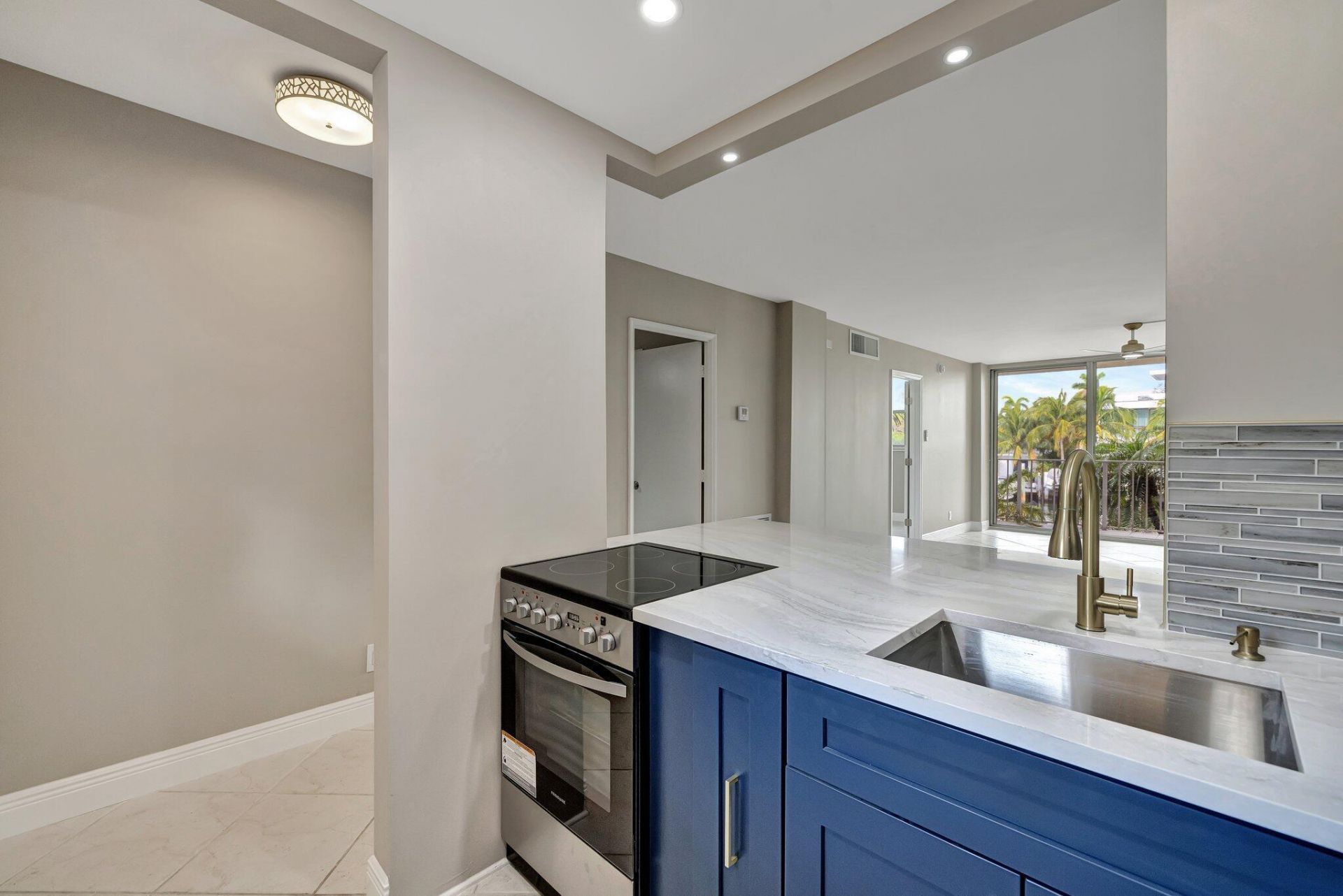 1777 SE 15th Street, Unit 215, Fort Lauderdale, FL 33316 Photo