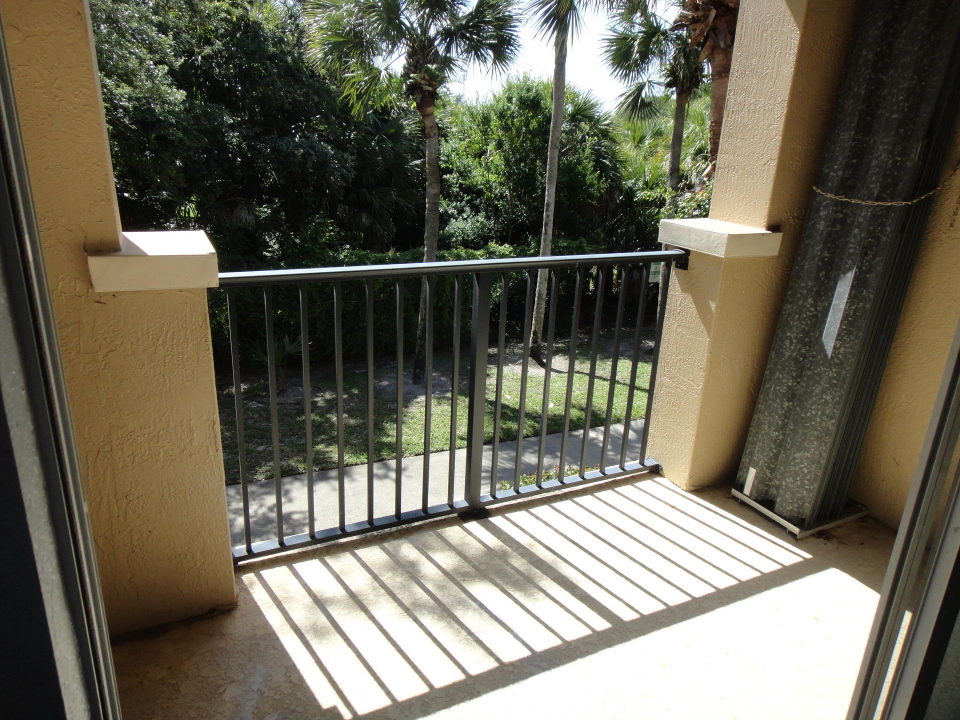 2912 Hidden Hills Road, Unit 1205, West Palm Beach, FL 33411 Photo