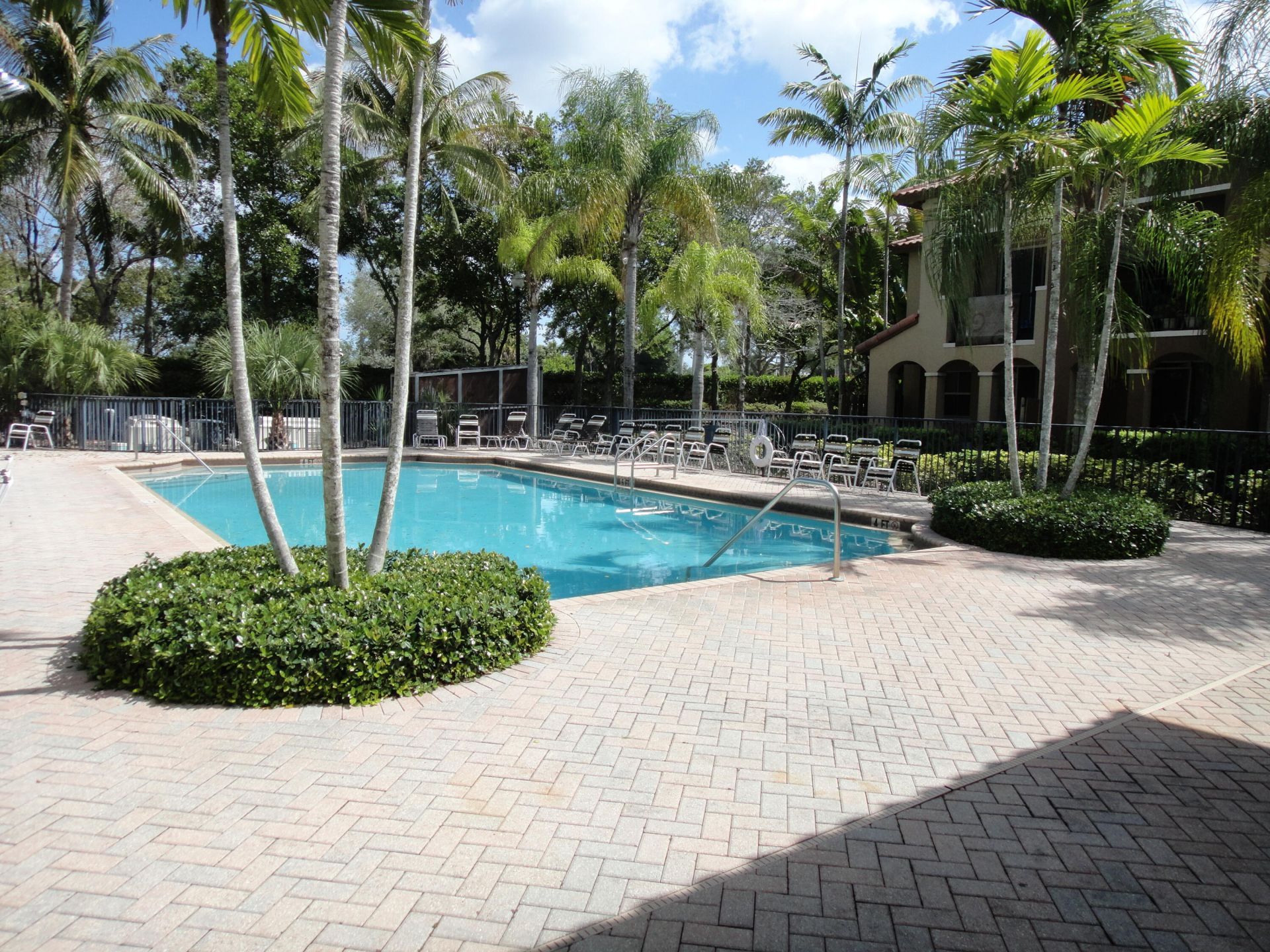 2912 Hidden Hills Road, Unit 1205, West Palm Beach, FL 33411 Photo