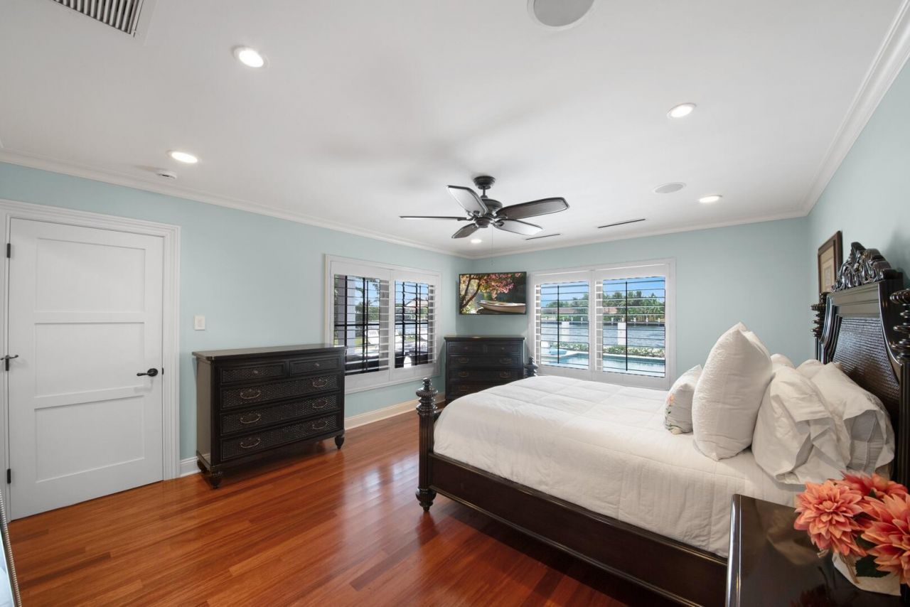 4555 W Tradewinds Avenue, Lauderdale by the Sea, FL 33308 Photo