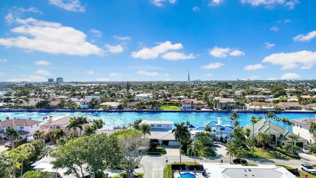 4555 W Tradewinds Avenue, Lauderdale by the Sea, FL 33308 Photo