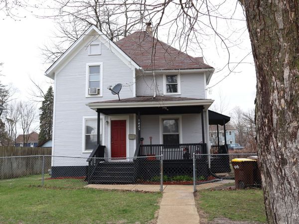 1425 Blaisdell Street , Rockford, IL 61101