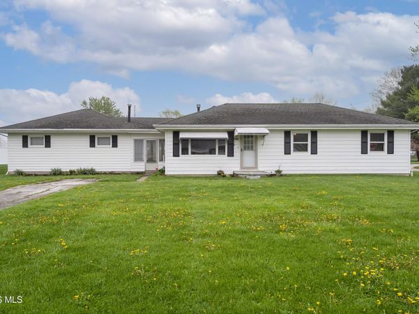 200 Martin Avenue , Pemberville, OH 43450