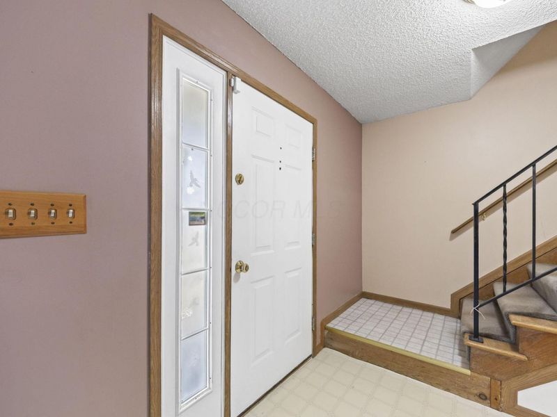 856 Briaro Street, Reynoldsburg, OH 43068 Photo 4