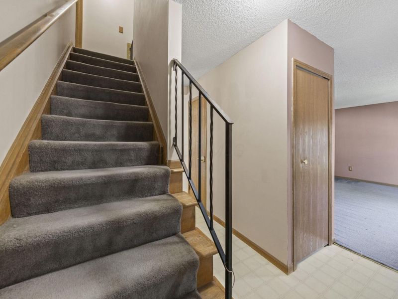 856 Briaro Street, Reynoldsburg, OH 43068 Photo 5