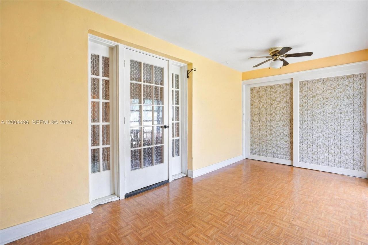 57 N Melrose Dr , Miami Springs, FL 33166 Photo