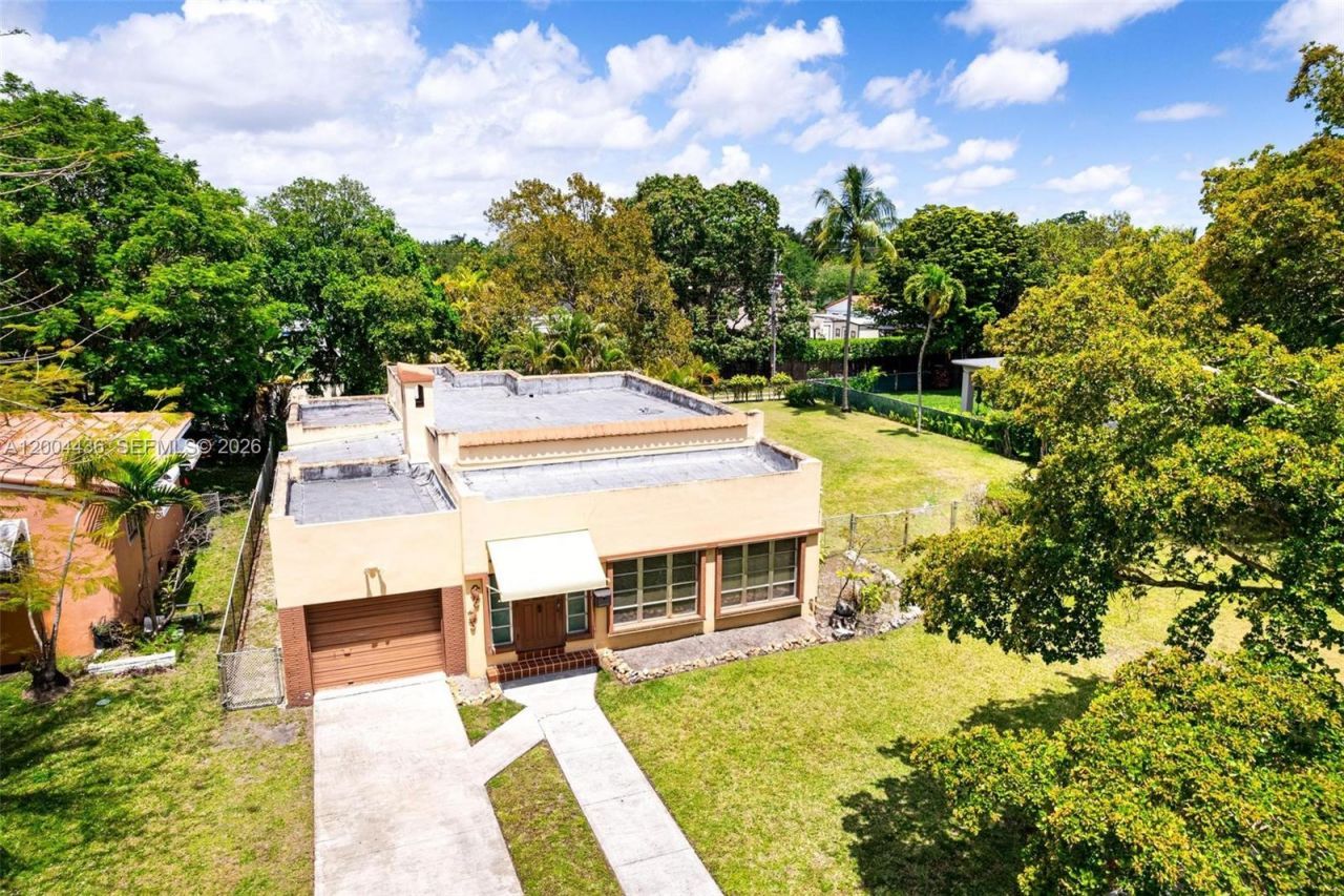 57 N Melrose Dr , Miami Springs, FL 33166 Photo