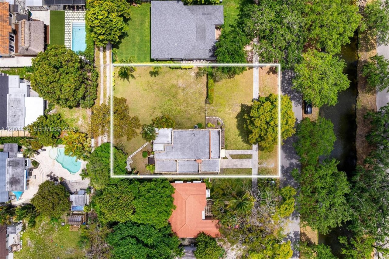 57 N Melrose Dr , Miami Springs, FL 33166 Photo