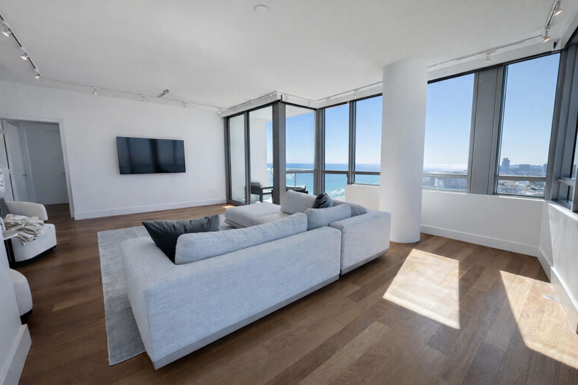 101 20th St , Unit 3501, Miami Beach, FL 33139 Photo