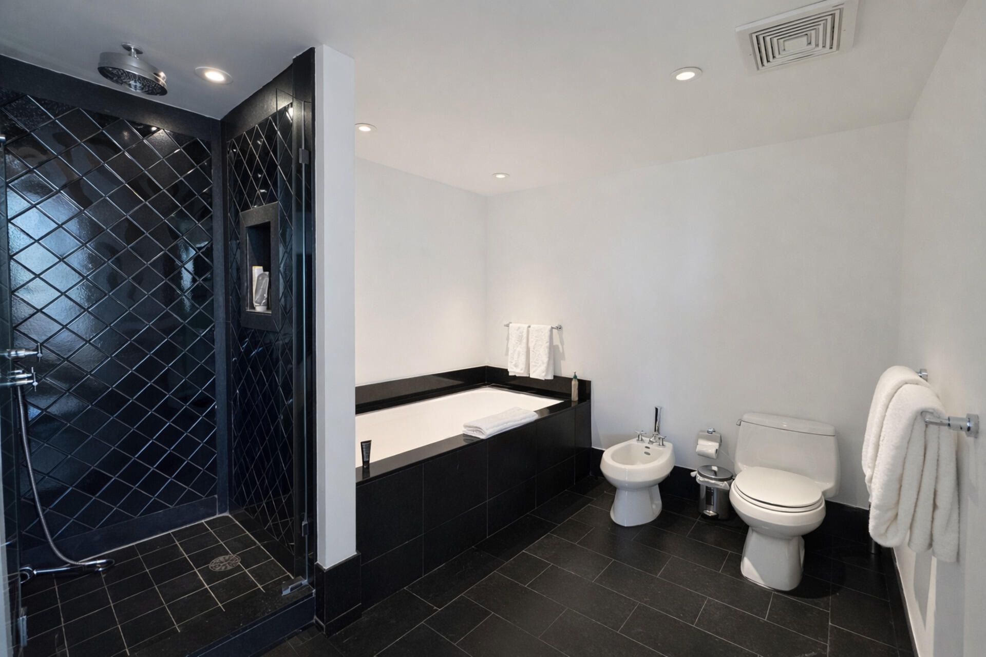 101 20th St , Unit 3501, Miami Beach, FL 33139 Photo