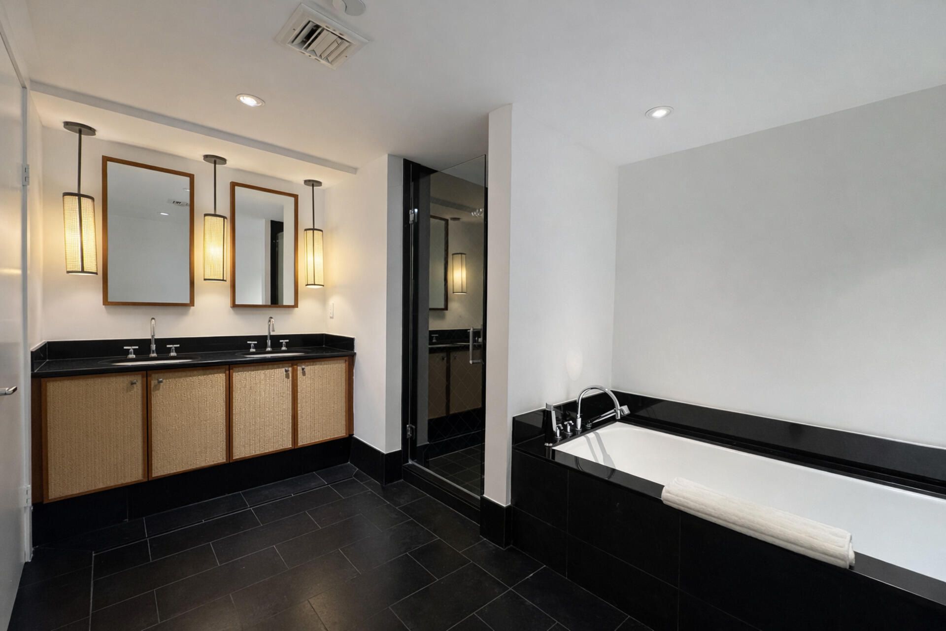 101 20th St , Unit 3501, Miami Beach, FL 33139 Photo