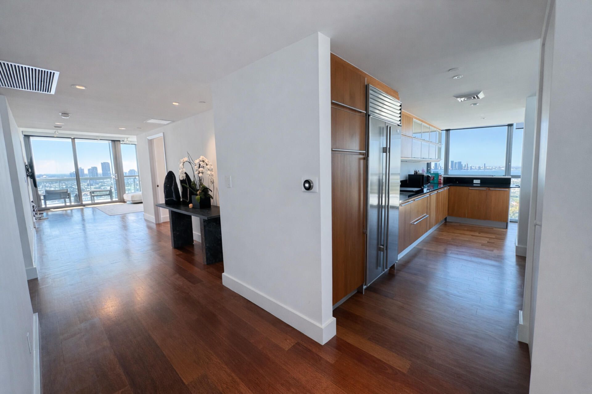 101 20th St , Unit 3501, Miami Beach, FL 33139 Photo