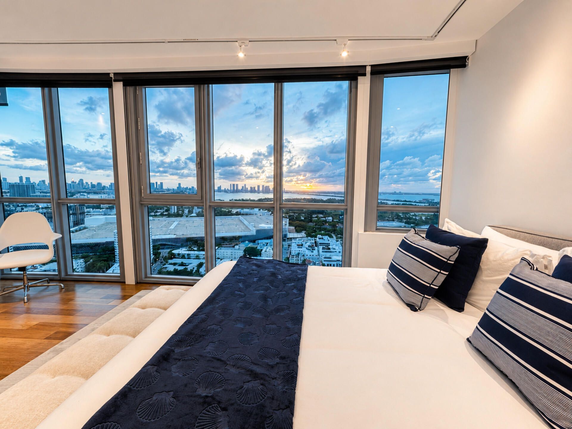 101 20th St , Unit 3501, Miami Beach, FL 33139 Photo