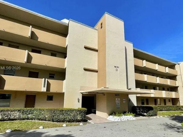 1401 NE 191st St , Unit D201, Miami, FL 33179