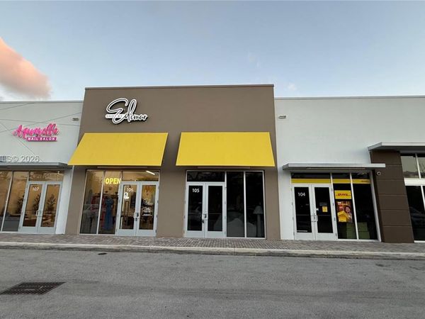 10890 NW 17th St , Sweetwater, FL 33172